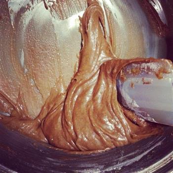 巧克力+原味双拼戚风蛋糕的做法步骤20
