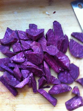 花样紫薯馒头的做法步骤1