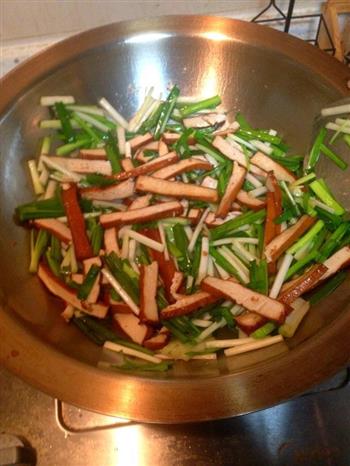 超简单下饭菜韭菜炒豆干的做法步骤4