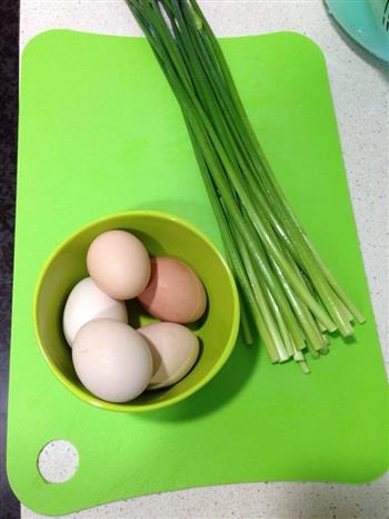 韭菜花炒鸡蛋的做法步骤1