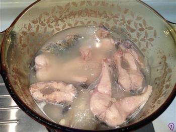 沙参玉竹生鱼汤的做法步骤9