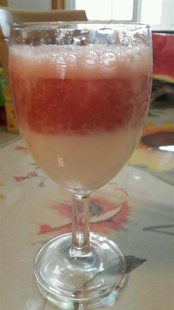 酸奶西瓜汁的做法图解1