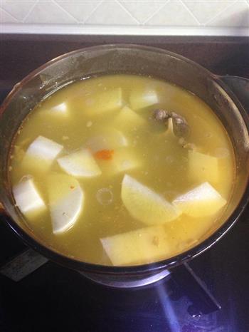 养生萝卜牛尾汤的做法步骤4