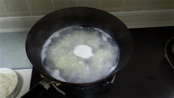 正宗韩国大酱汤的做法图解2