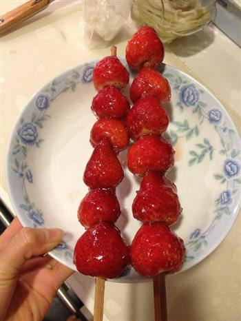 草莓糖葫芦的做法步骤4