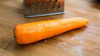 让你爱上胡萝卜的吃法-凉拌胡萝卜丝的做法图解1