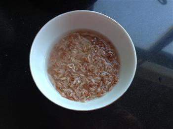 红米养生粥的做法步骤2