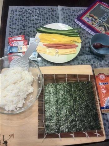 海苔卷寿司的做法图解1