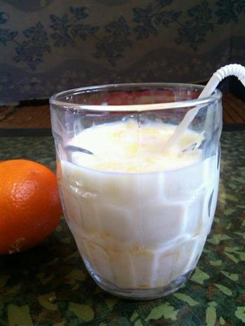 好喝的水果酸奶的做法步骤3