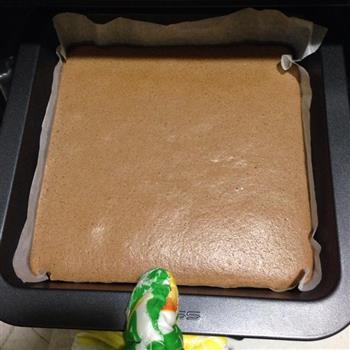 巧克力蛋糕卷-波点纹的做法图解10