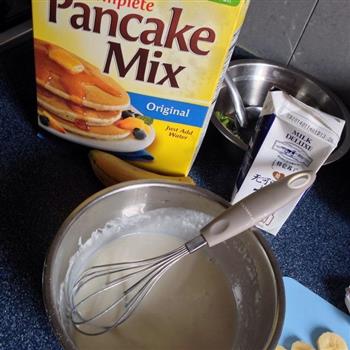 pancakes美式煎饼-yummy水果煎饼的做法图解2