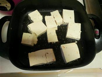 简易油煎虾仁豆腐盒子的做法步骤6