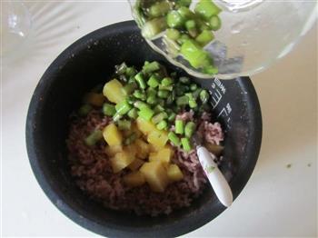 菠萝排骨红米饭的做法步骤13