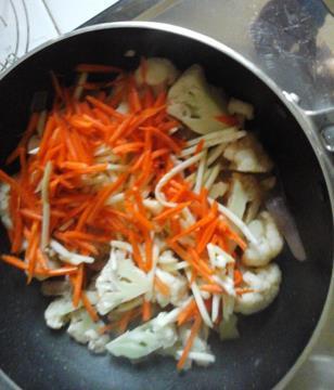 茄汁花菜焖鸭肉的做法步骤8