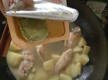 咖喱土豆鸡翅的做法步骤10