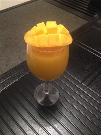 芒果汁的做法步骤3