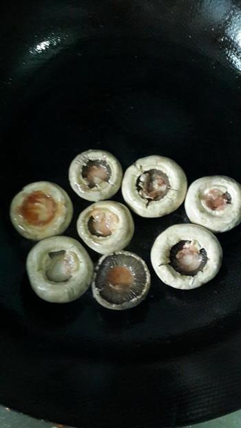 清煎白蘑菇的做法图解1