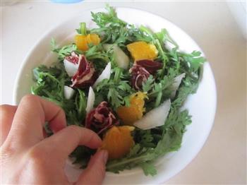 火腿茼蒿水果酸奶沙拉的做法步骤5