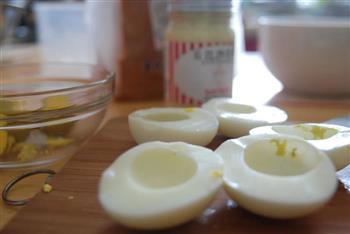 鸡蛋三明治的做法步骤2