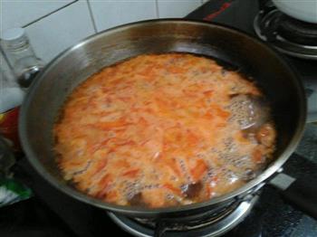 西红柿鸡蛋汤面片的做法步骤2