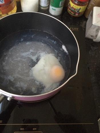 水煮荷包蛋的做法步骤6