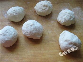葡萄干小面包的做法步骤5