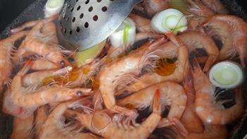 水煮虾的做法步骤5