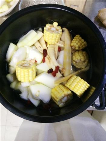 冬瓜玉米排骨汤-压力锅版的做法步骤7