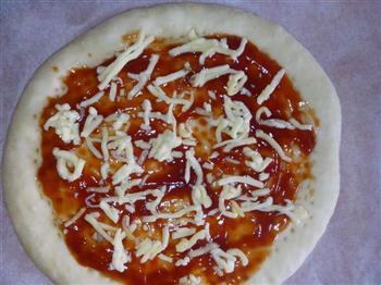 火腿香菇鸡肉披萨的做法步骤15