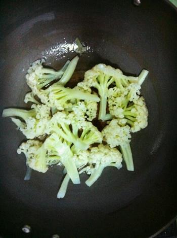 清炒花菜的做法步骤3