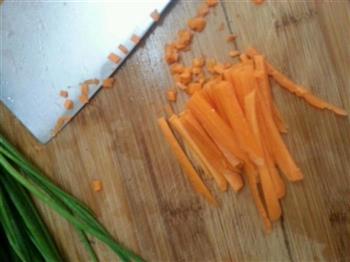 玉米红萝卜饺子的做法步骤3