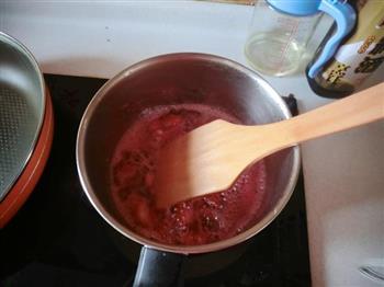 草莓布丁的做法步骤2