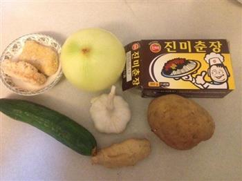 韩国炸酱面的做法步骤1