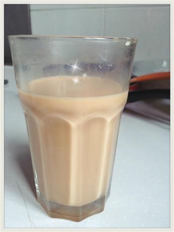 不含添加剂的自制奶茶的做法步骤4