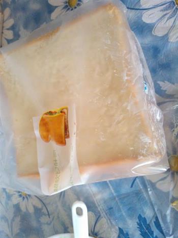 黄瓜火腿三明治的做法步骤3