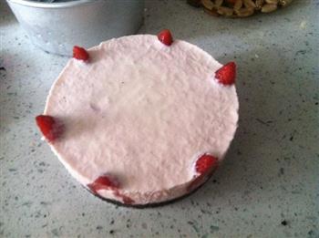 草莓慕斯蛋糕的做法步骤11