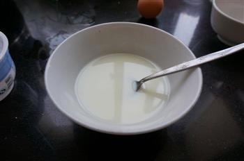 奶香焦糖布丁的做法步骤2