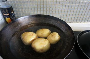 宿舍无烤箱版土豆泥的做法步骤2