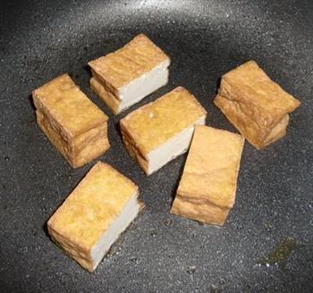 脆皮豆腐蘸萝卜泥的做法步骤1