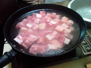 番茄豆腐红烧肉的做法步骤2