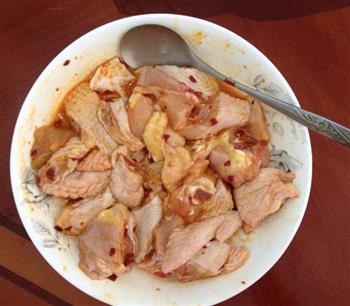 咖喱土豆焖鸡的做法步骤2