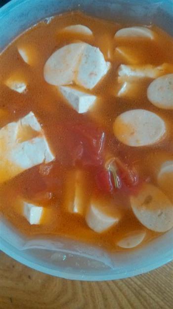 西红柿火腿豆腐汤的做法图解5
