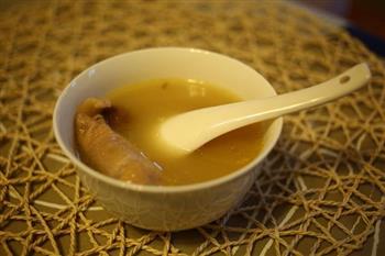 黄花膠猴头菇鸡汤的做法步骤3