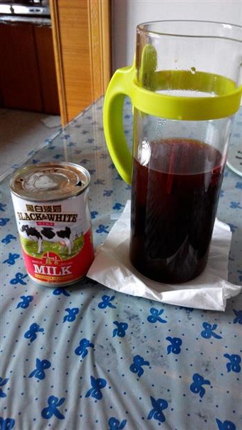 DIY港式奶茶的做法步骤4