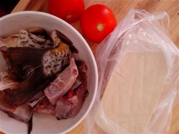 鲤鱼炖豆腐汤的做法步骤1