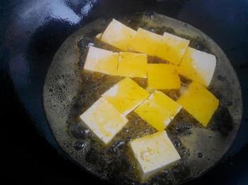 菠萝蚝油豆腐的做法步骤1