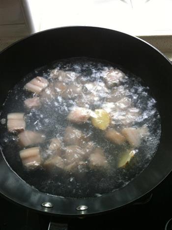 土豆红烧肉的做法步骤2