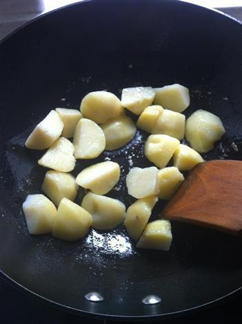 土豆红烧肉的做法图解4