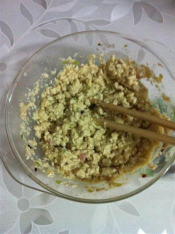 鸡蛋豆腐丸子汤的做法步骤1