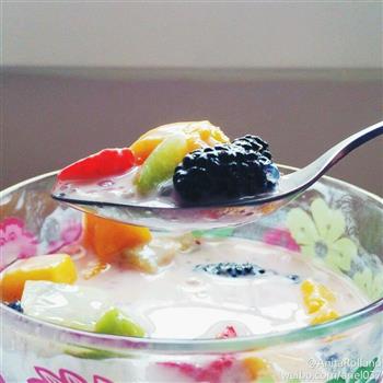 夏日圣品西米酸奶水果捞的做法步骤1